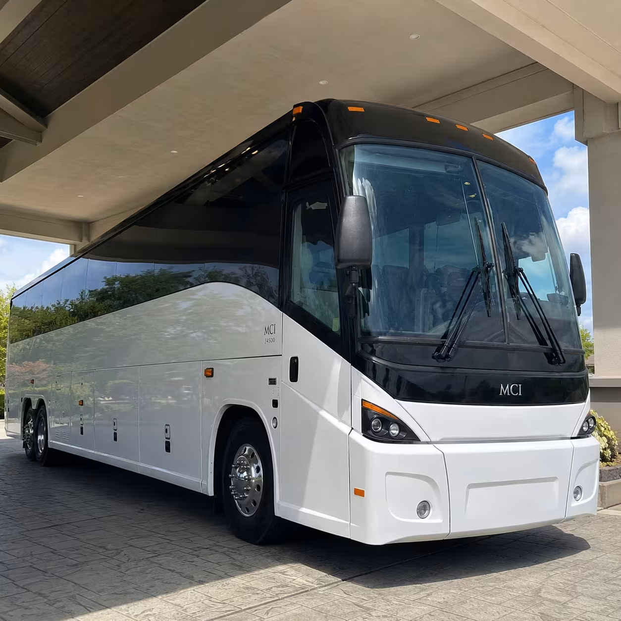 charter buses for merced multicultural arts center field trips