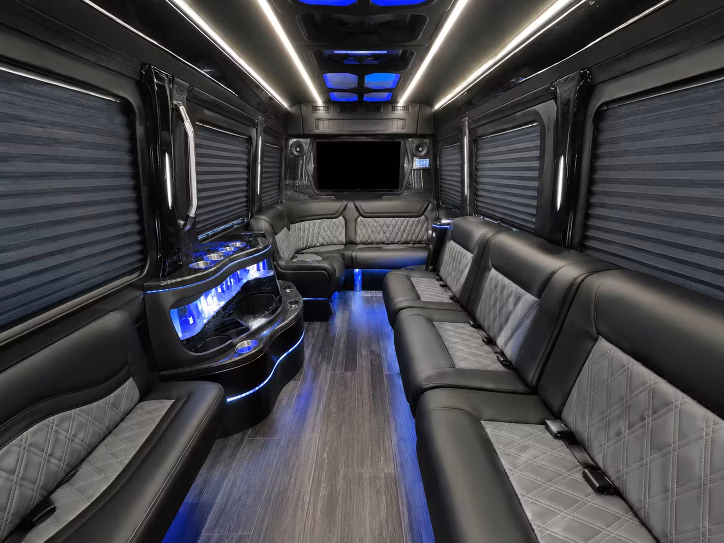 corporate event and employee shuttle buses in merced california