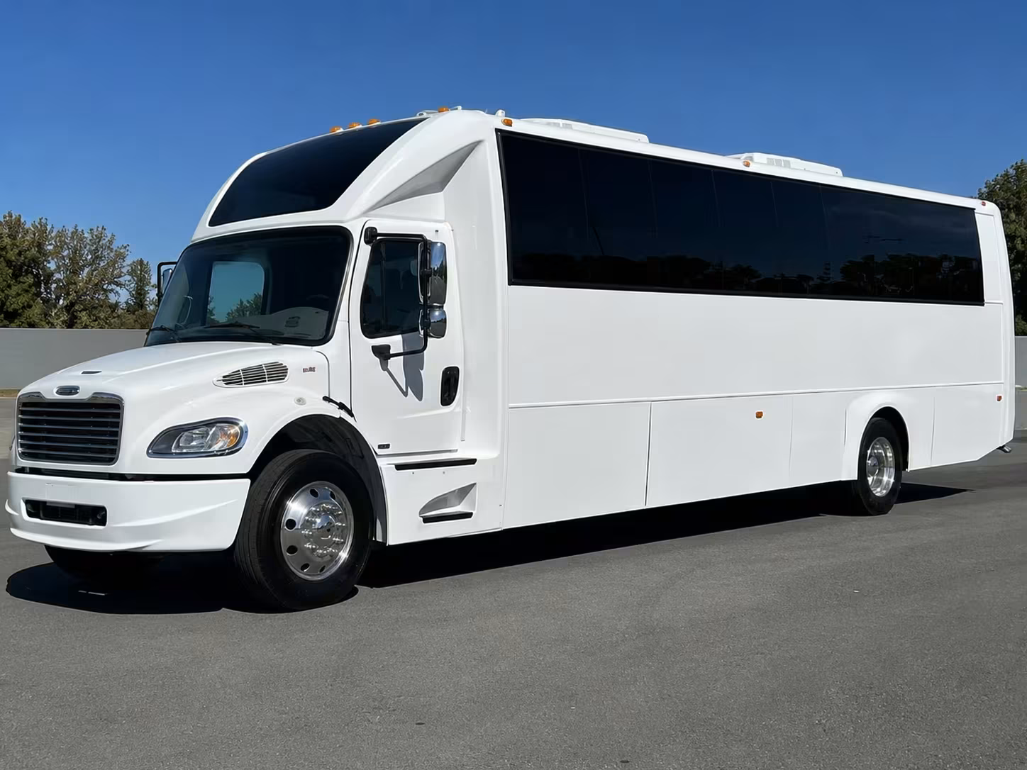 merced prom homecoming bus rentals