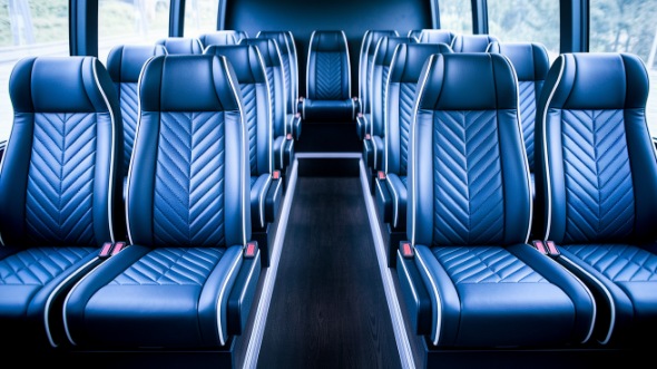 merced 15 passenger minibus rental